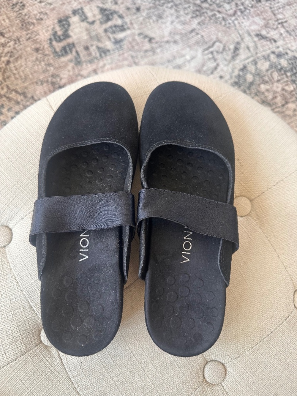 Vionic Black Suede Mule w/Strap